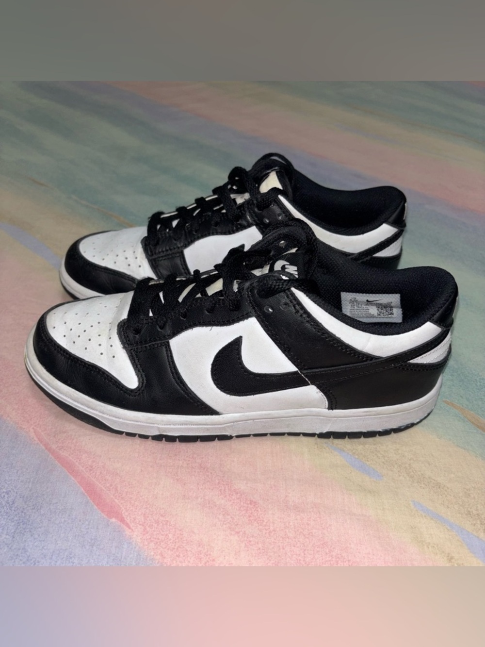 Nike Dunk Low 'Panda' Sneakers Black/White
 size 6.5Y / women’s 8